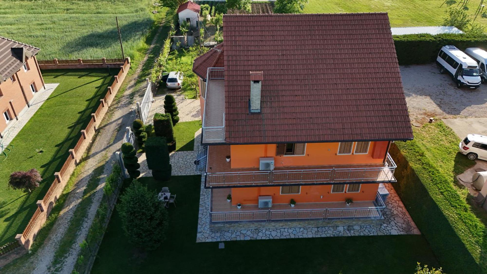 Demaj House Grilë